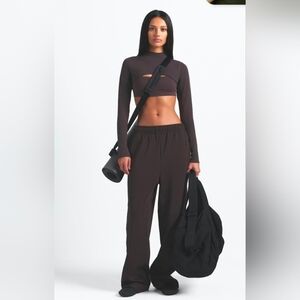 NikeSkims Matte Tricot Side Snap Pant - Dark Roast